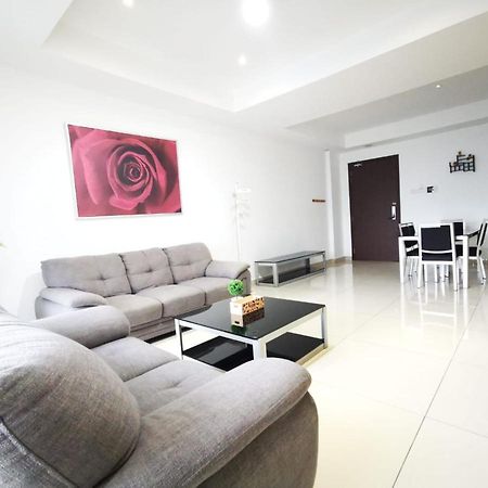 Ksl Suites جوهر بهرو المظهر الخارجي الصورة